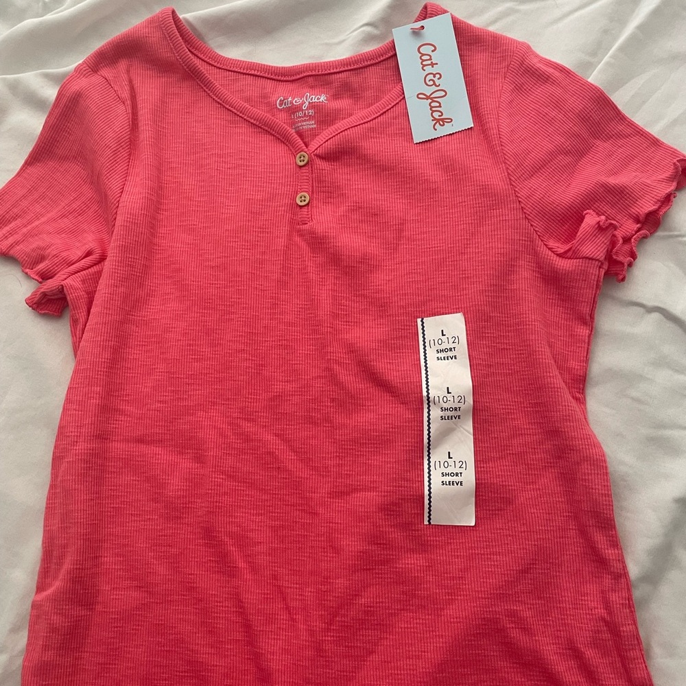 Pink 2 button shirt never worn